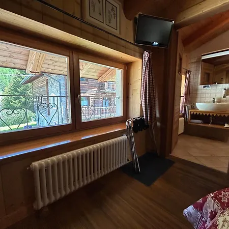 HIBOU Chambres Affittacamere Cogne-3